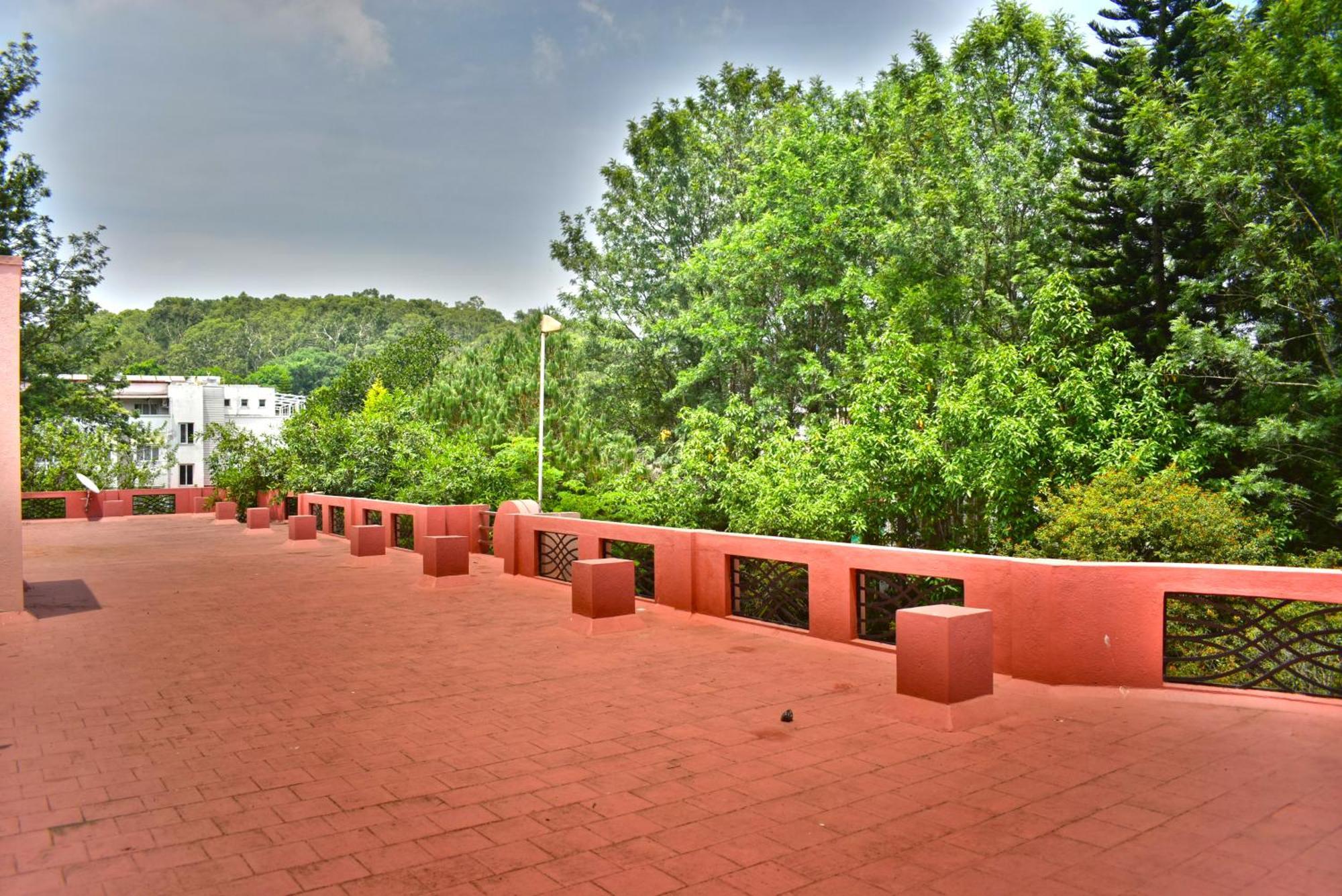 Jains Royal Palace Resorts Yelagiri Exteriér fotografie