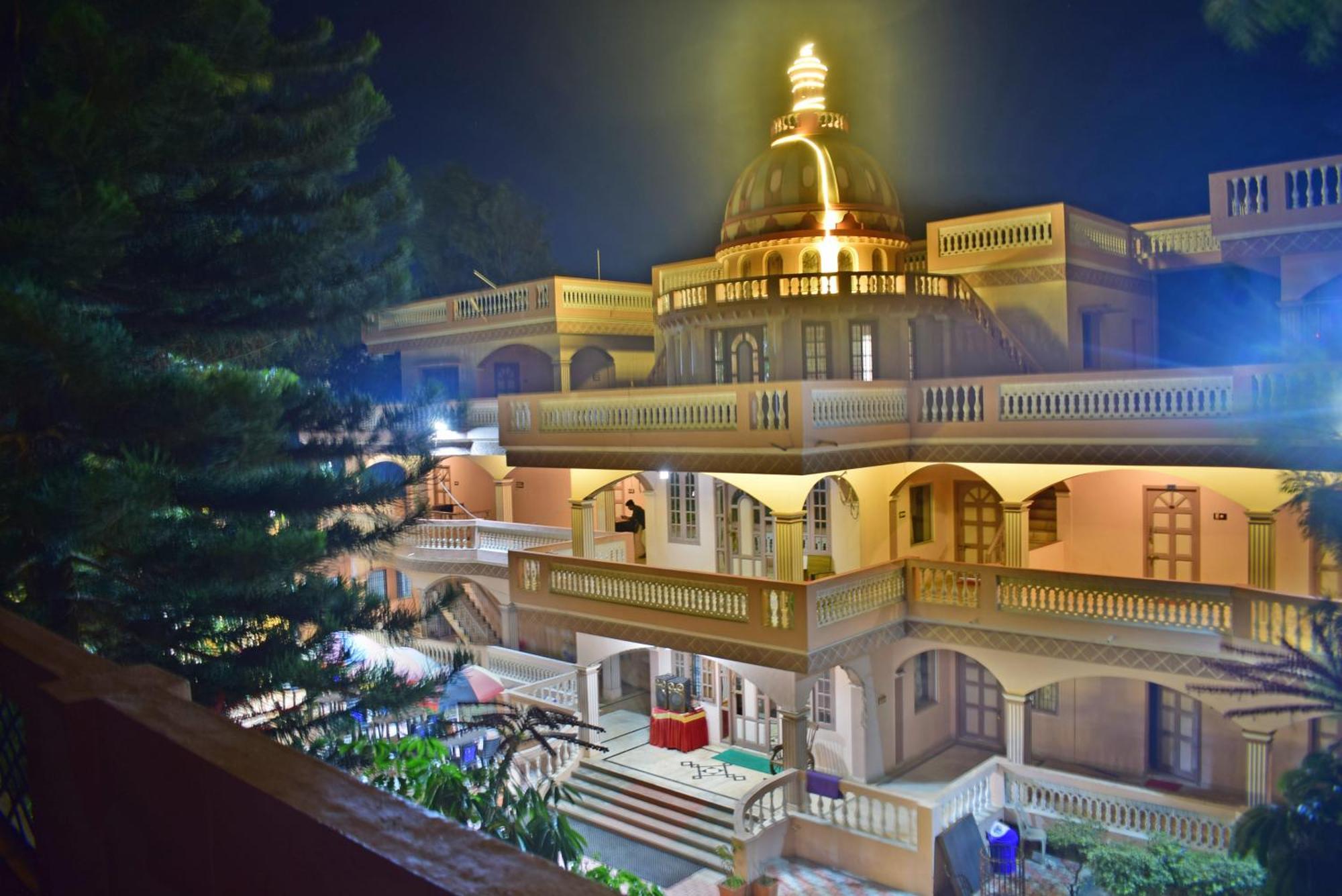 Jains Royal Palace Resorts Yelagiri Exteriér fotografie