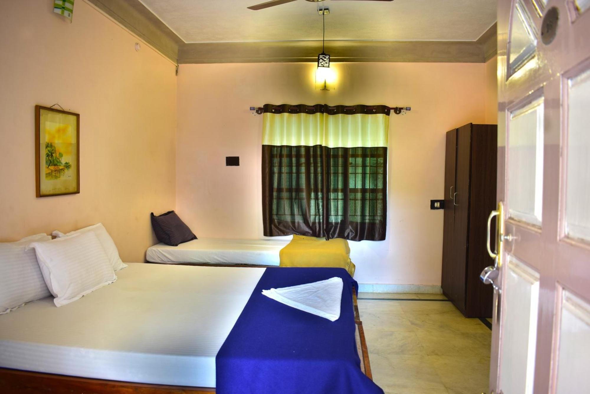 Jains Royal Palace Resorts Yelagiri Exteriér fotografie
