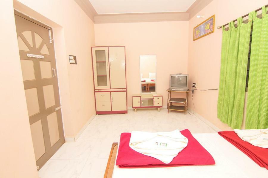 Jains Royal Palace Resorts Yelagiri Exteriér fotografie